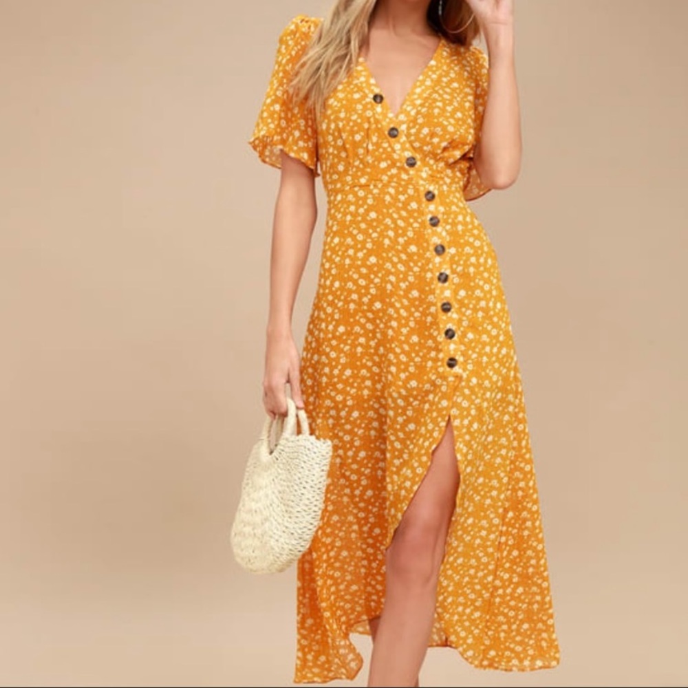 Lulu’s golden yellow floral print midi dress